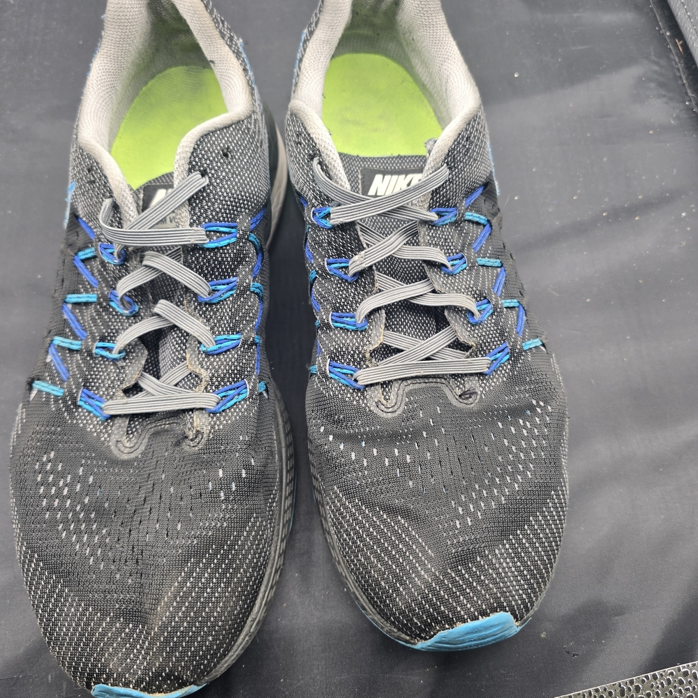 Nike Black and‎ Gray Sneakers with Blue Highlights